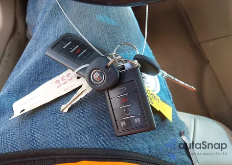 2013 Cadillac Cts Luxury из США, поврежденный, VIN 1G6DH5E50D0113676